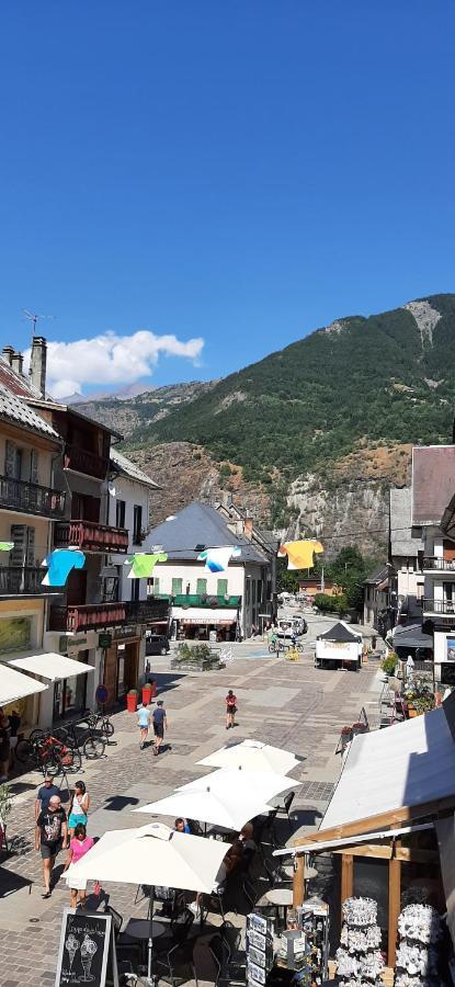 Appartement Grenat Bourg d'Oisans Le Bourg-dʼOisans Extérieur photo